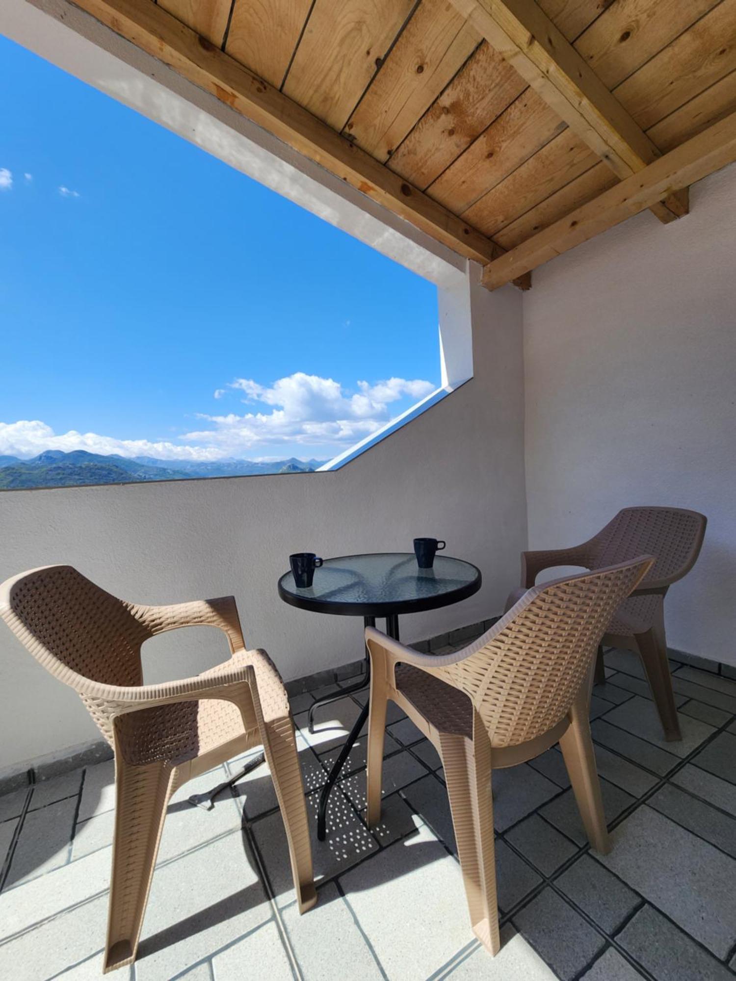 Luxurious Attic With A Breathtaking View Апартаменты Vranjina
